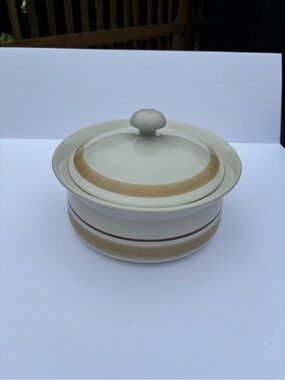Vintage Hearthside “Watercolors” Round Lidded Caserole